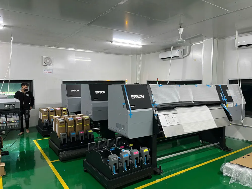Máy in Epson khổ lớn trong xưởng sản xuất Onos
